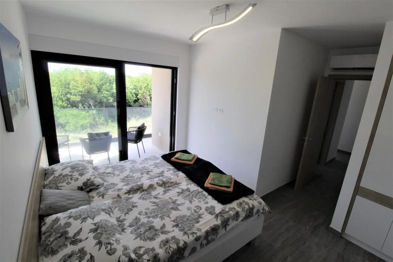 House Andrej, Entire Semi-Detached House With A Terrace, Parking, 400 M From Beach Bašanija 0*,